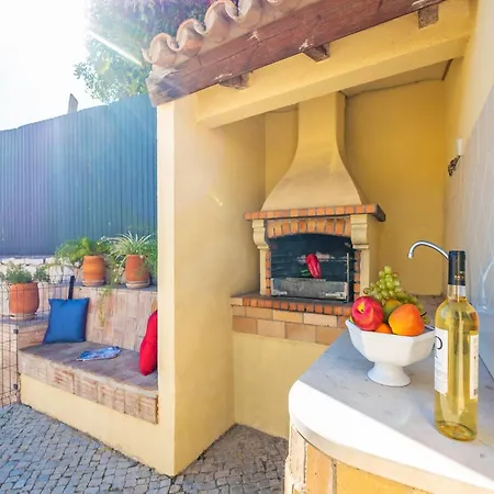Villa Villa In Albufeira Near Beach And Marina