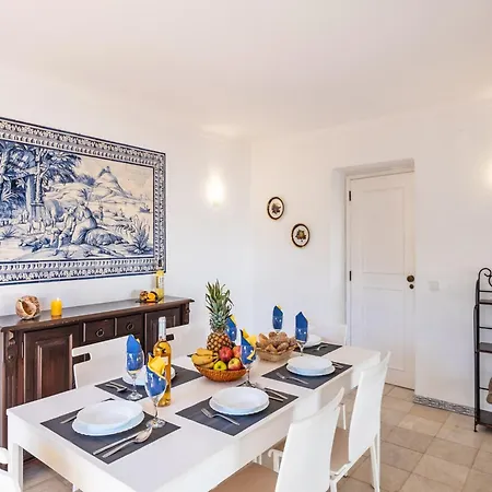 Villa In Albufeira Near Beach And Marina Villa Albufeira